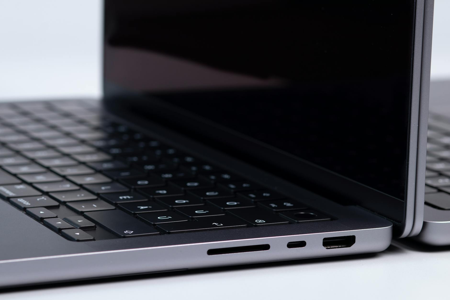 The 16-inch MacBook Pro (M4 Pro) Review: Desktop Power That Travels ...